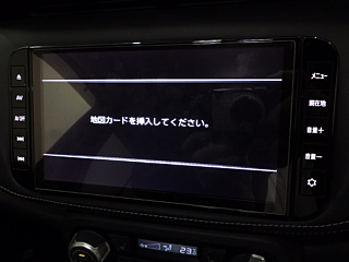NISSAN KIX 2021