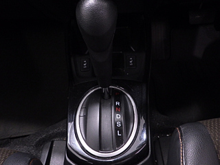 HONDA FIT SHUTTLE 2012