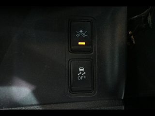 NISSAN SERENA 2016