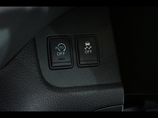 NISSAN SERENA 2013