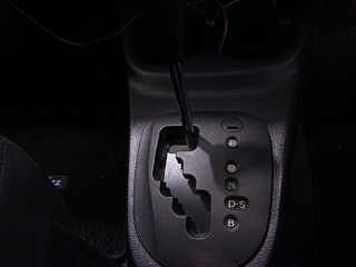 TOYOTA VITZ 2016