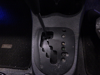 TOYOTA VITZ 2010
