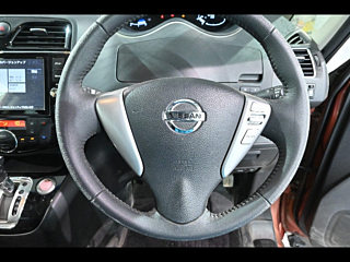 NISSAN SERENA 2014