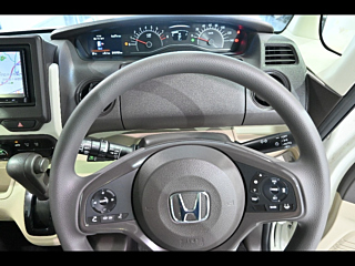 HONDA N BOX 2017