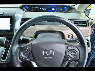 HONDA FREED 2022