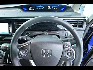 HONDA STEP WAGON 2015