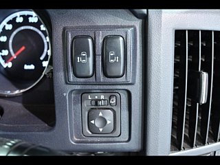 MITSUBISHI DELICA D5 2010