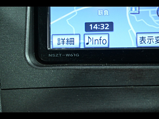 TOYOTA PRIUS 2011