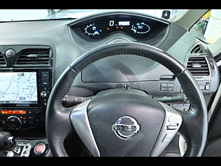 NISSAN SERENA 2013