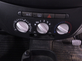 DAIHATSU ESSE 2010