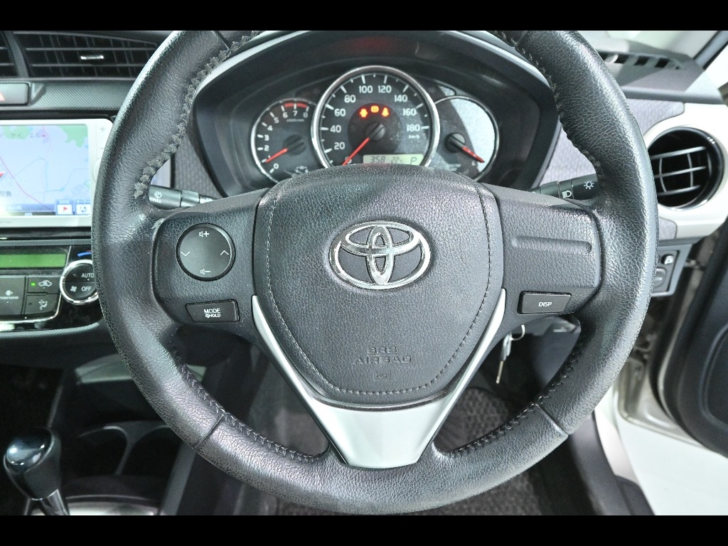 TOYOTA COROLLA AXIO 2012