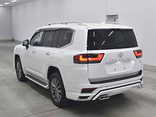 Заказать TOYOTA LAND CRUISER