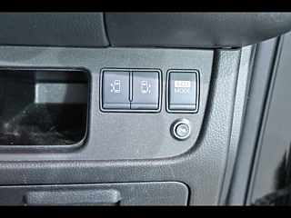 NISSAN SERENA 2012