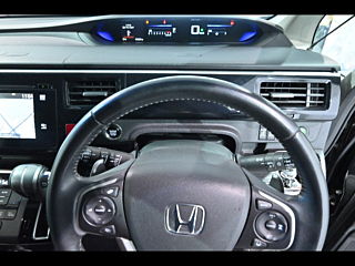 HONDA STEP WAGON 2016