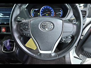 TOYOTA NOAH 2017