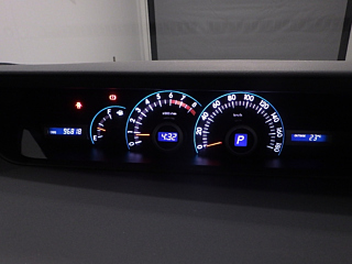 TOYOTA NOAH 2008