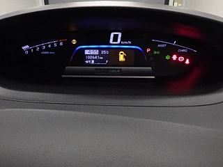 HONDA FREED 2015