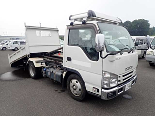 ISUZU ELF 2019