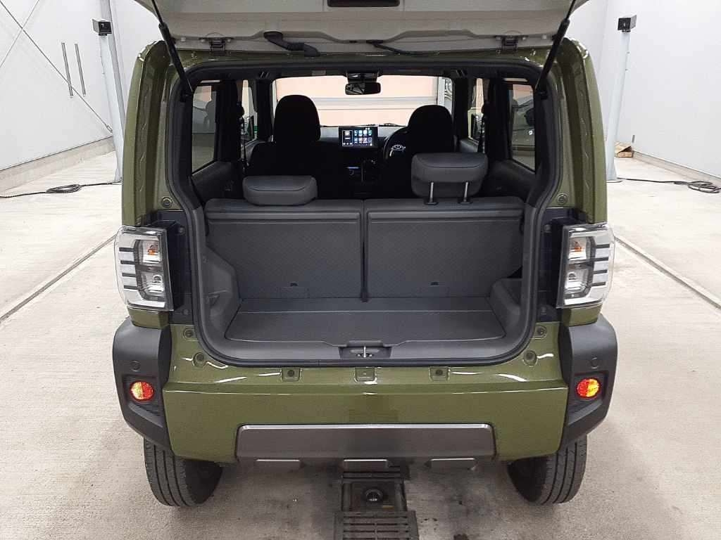 DAIHATSU TAFT 2024