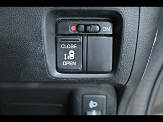HONDA N BOX 2016