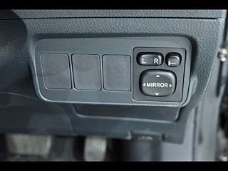 TOYOTA COROLLA FIELDER 2010