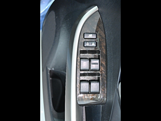 TOYOTA PRIUS PHV 2014