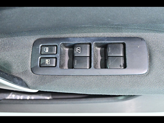 NISSAN DUALIS 2011