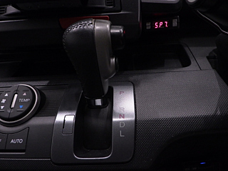 HONDA FREED 2009