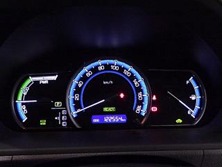 TOYOTA VOXY 2014