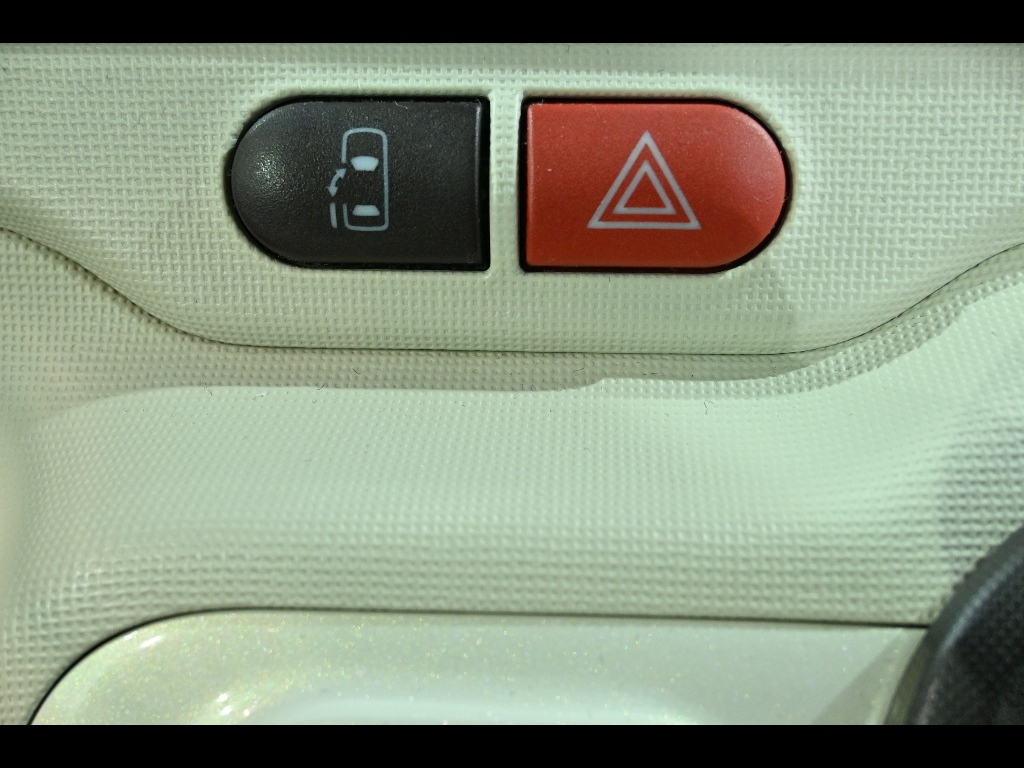 TOYOTA SPADE 2013