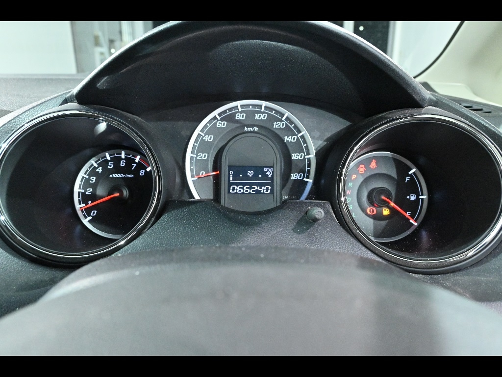 HONDA FIT SHUTTLE 2011