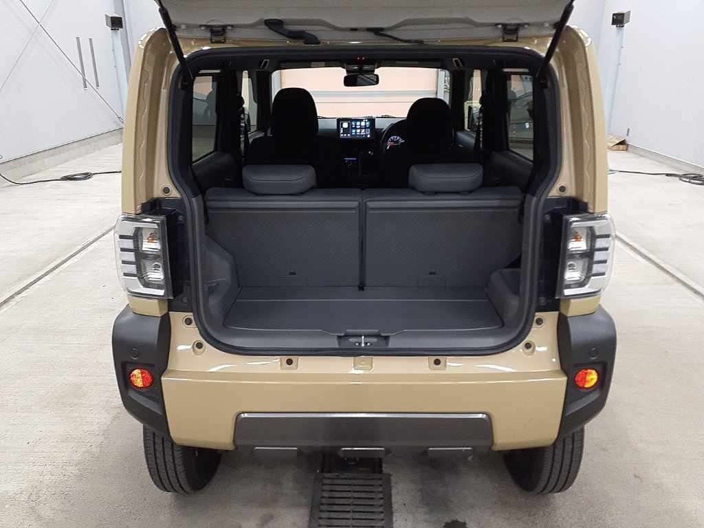 DAIHATSU TAFT 2024