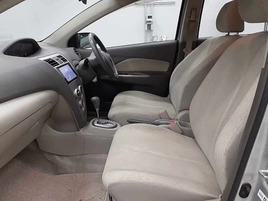 TOYOTA BELTA 2009