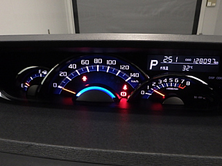 DAIHATSU TANTO 2013