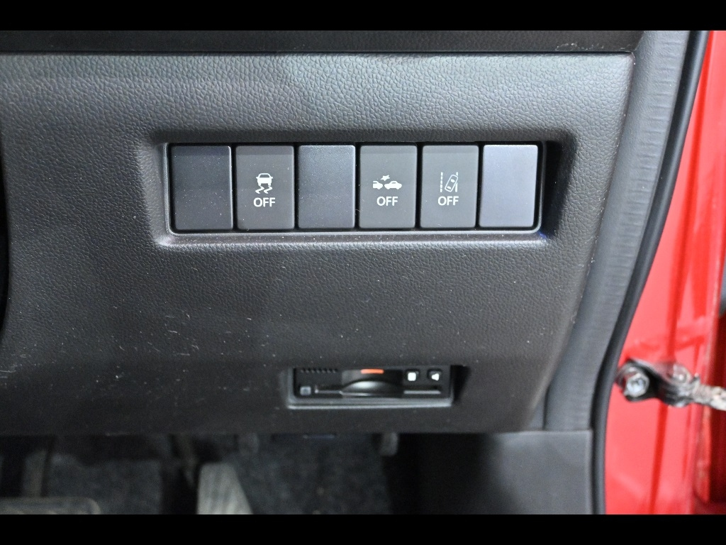 SUZUKI SWIFT 2019