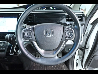 HONDA STEP WAGON 2021
