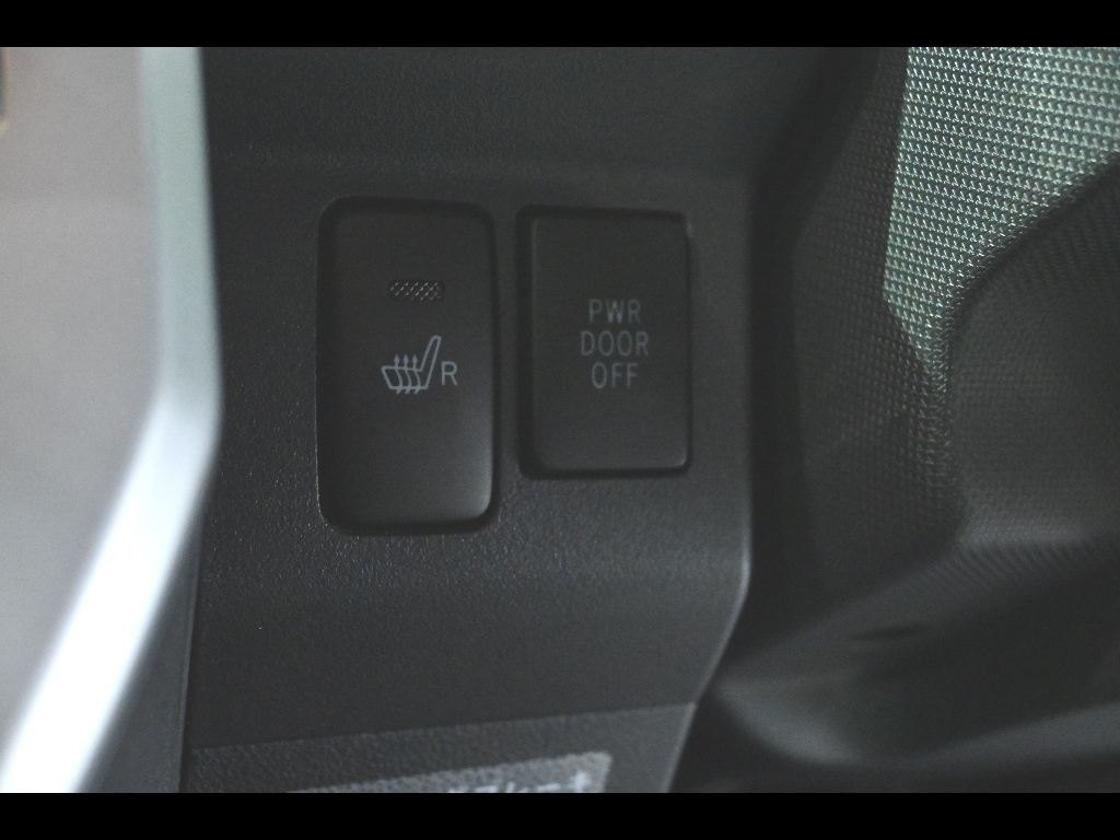 DAIHATSU WAKE 2015