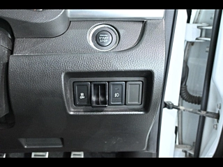 SUZUKI SWIFT 2012