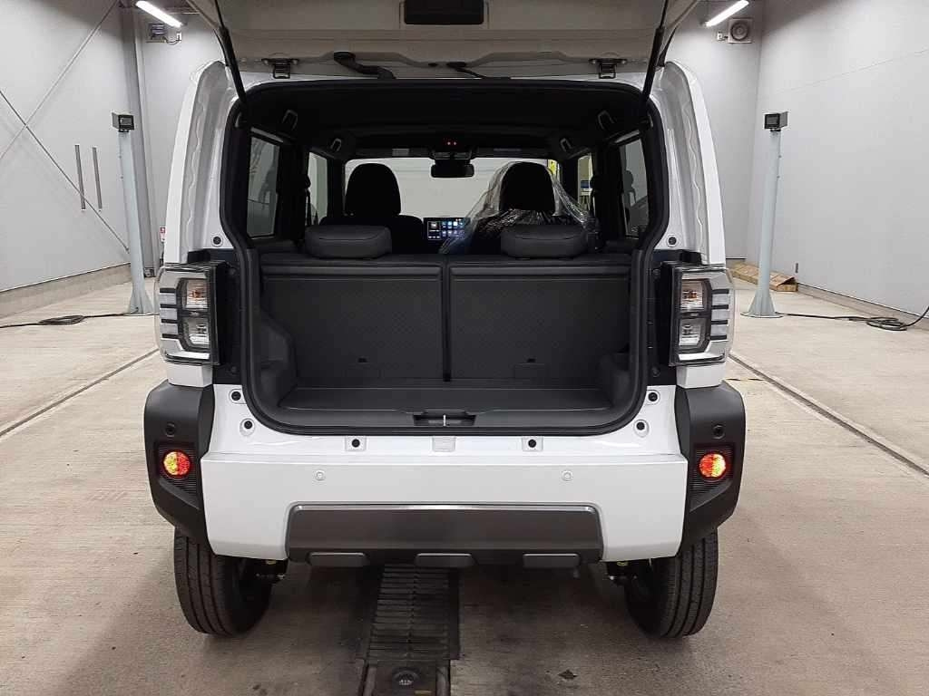 DAIHATSU TAFT 2024