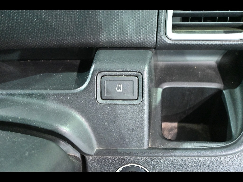SUZUKI SOLIO 2015