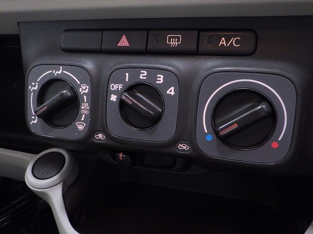 TOYOTA PASSO 2013