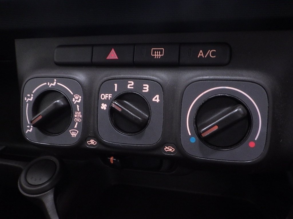TOYOTA PASSO 2013