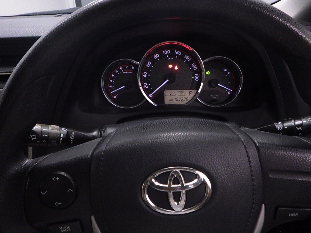 TOYOTA AURIS 2012