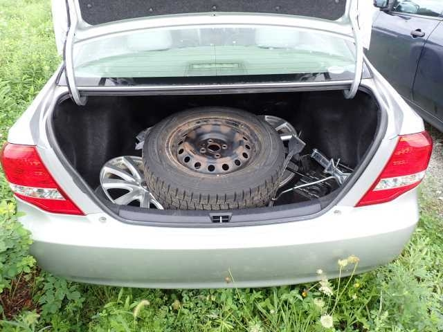 TOYOTA COROLLA AXIO 2011