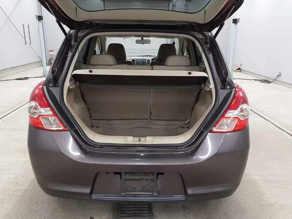 NISSAN TIIDA 2008