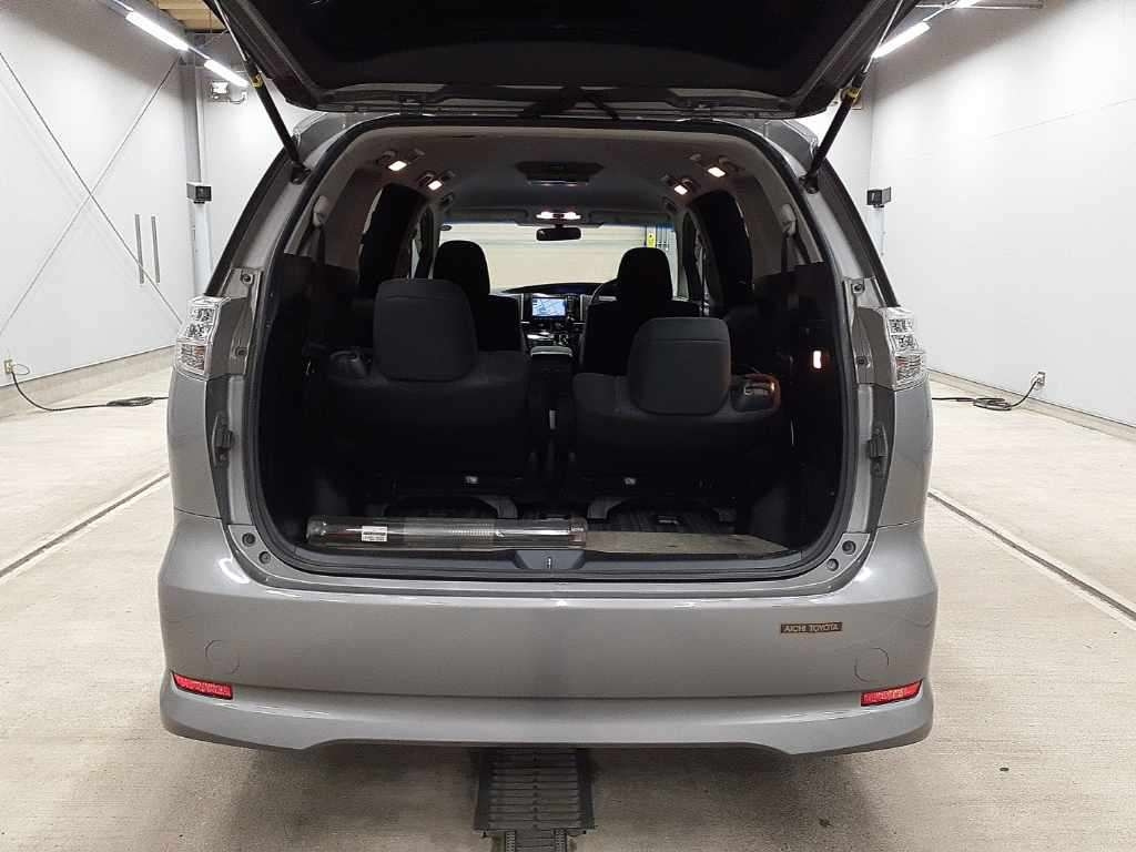 TOYOTA ESTIMA HYBRID 2012