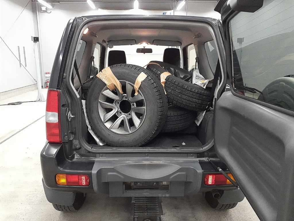 SUZUKI JIMNY SIERRA 2014