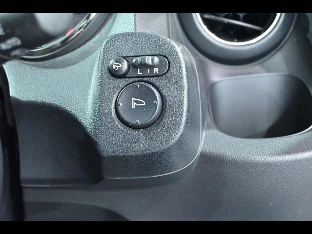 HONDA FIT SHUTTLE 2012