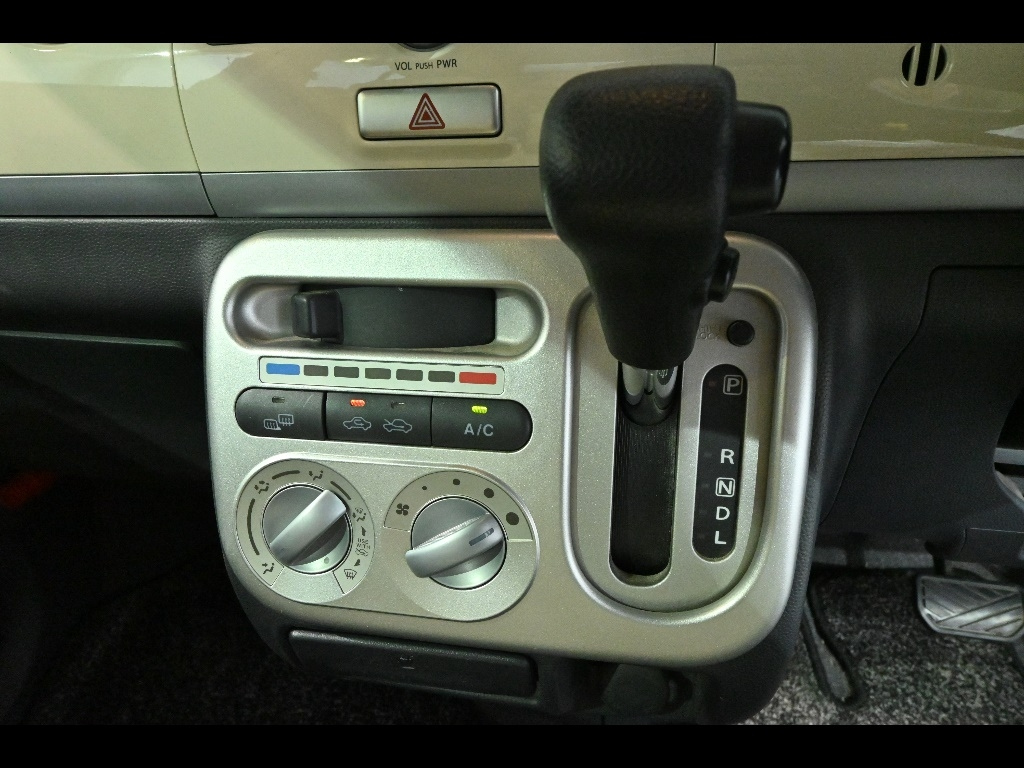 SUZUKI ALTO LAPIN 2012