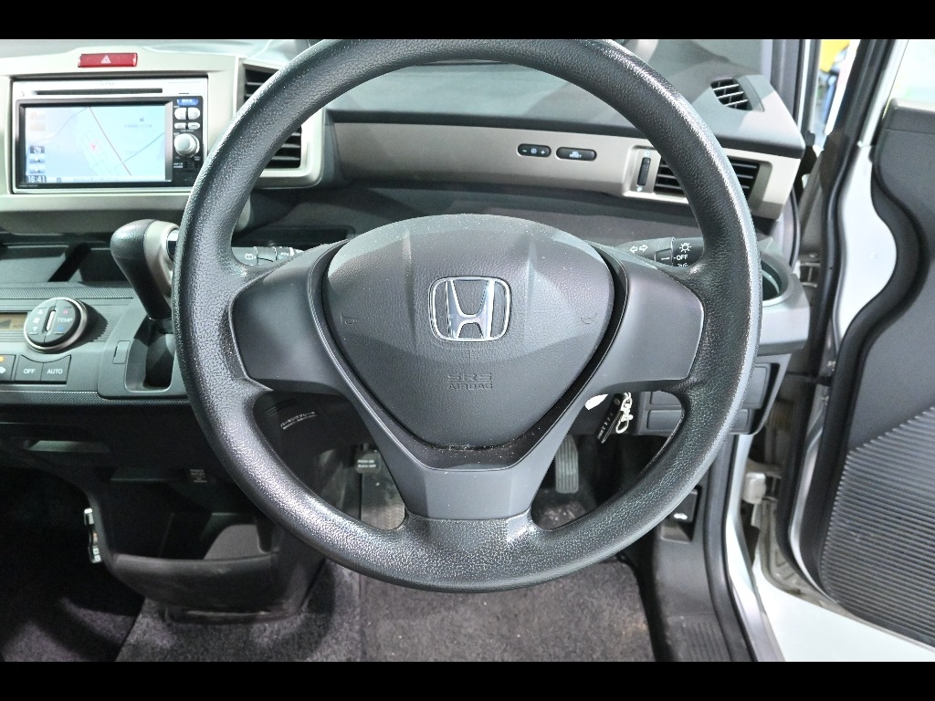 HONDA FREED 2010